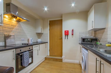 Tewkesbury Street, Cathays, Cardiff - Image 3